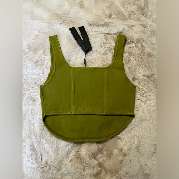 *NWT* House of Harlow 1960 corset style tank. Size M - Picture 2 of 5